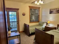 Escape to Teton Valley! Beautiful new 3-bedroom condo in charming Driggs, Idaho