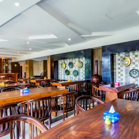 Albis Hotel