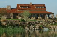 GORGEOUS DESERT GETAWAY WITH HEATED  POOL NEAR THE DUKE GOLF COURSE