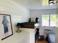 Chalet in Beachfront community! 2 Pools,Playgrounds,V-ball, Tennis,Pickleball!