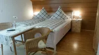 Hotel-Pension Haus Hubertus - Pensions