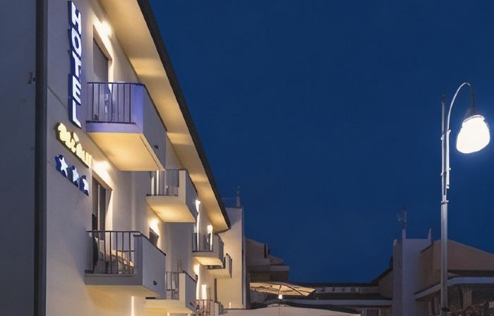 Hotel Nina