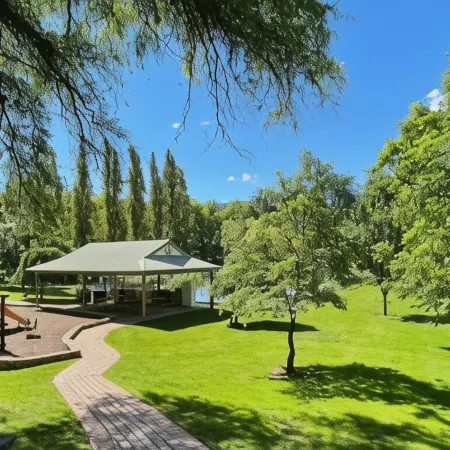 Chestnut Tree Holiday Units