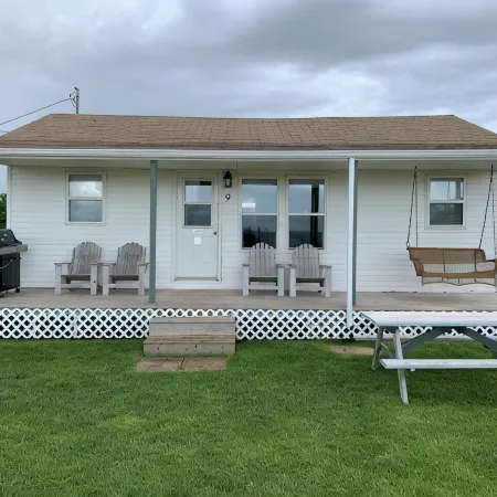 Schurmans Shore Cottage #9