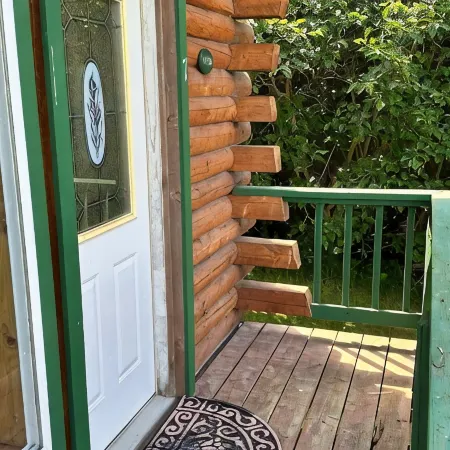 Chenik Cabin, Homer Floatplane Lodge