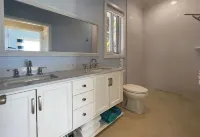 Romantic Cottage directly on the Beach! Các khách sạn ở 