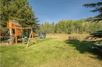 Henry's Lake Eagle Lodge+WIFI+ 20 m to Yellowstone - Chalets
