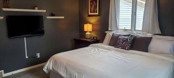 Spacious 3Br/2BA 20 Min from Niagara Falls & the Buffalo Bills Stadium Hotels in Amherst