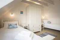 Pretty cottage on Moray coast: walks & whisky - 3-Star