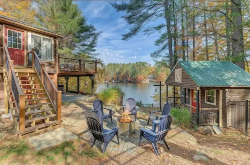 Stunning Waterfront Lake House!