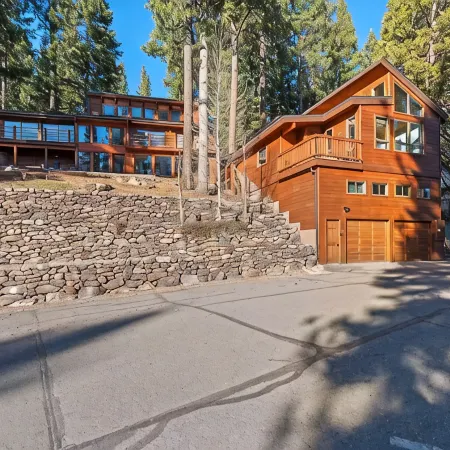 House + Studio: Private Forest Retreat, Near Skiing, Beach, Downtown, and Trails