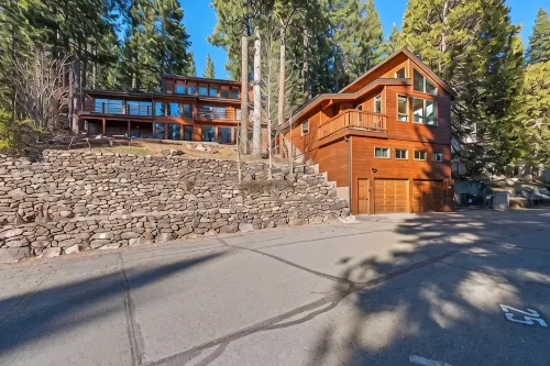 House + Studio: Private Forest Retreat, Near Skiing, Beach, Downtown, and Trails