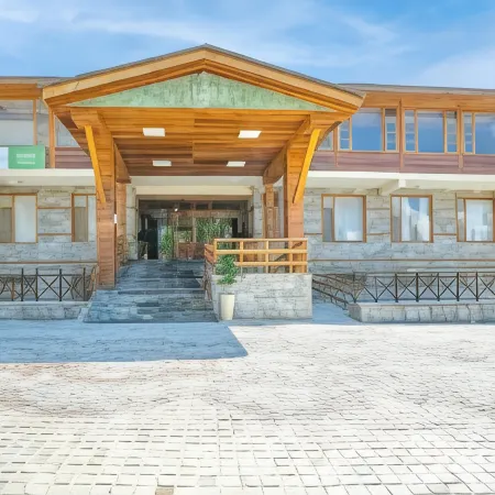 Hotel Devlok Himachal Swarg by Beas - Your Gateway to Heaven Отели в г. Бадгран