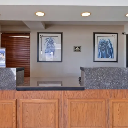 Executive Plus Inn and Suites
