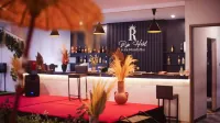 Raja Hotel Kuta Mandalika Resort & Convention - bar