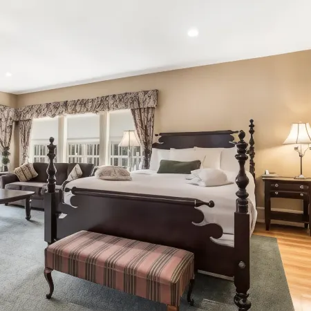 Traditions Hotel & Spa Johnson City - Binghamton, Ascend Hotel Collection