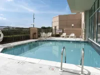 Drury Inn & Suites Montgomery - Pools