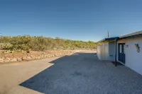 Private 2 Bedroom Mountain View Casita - Completely New in 2017 - Desert Setting - Private Pool