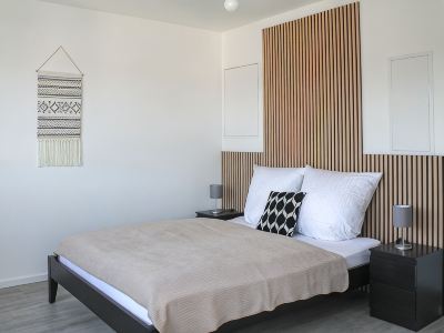 Close to the city center, with balcony, parking space and charging station