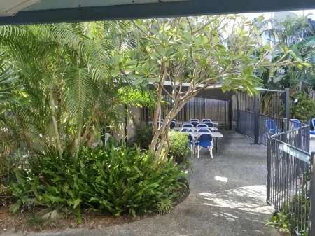 Surfers Beach Holiday Apartments