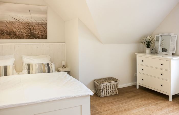 Deichkind * Holiday apartment on the North Sea in Husum * At home by the sea