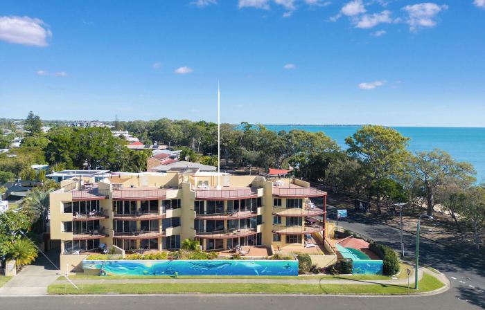 Alexander Beachfront Apartments