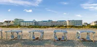 La Mer Beachfront Resort