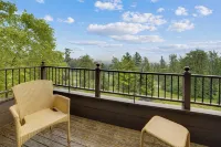 World-Class Mountain View Villa @ Trapp & Stowe with Exclusive Amenities - Mountain view