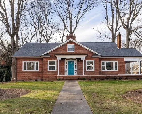 Charming Retro & Stylishly Updated Mid-Century Apartment Retreat Near Downtown Hotels in Stanly County