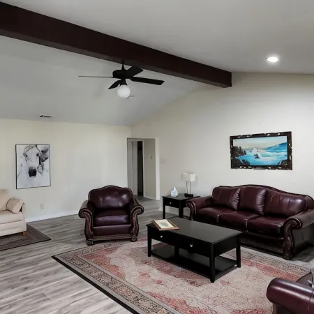 Ranch at Lake Ray Roberts - 10 Acres walk to lake 4 Bed 2 Bath