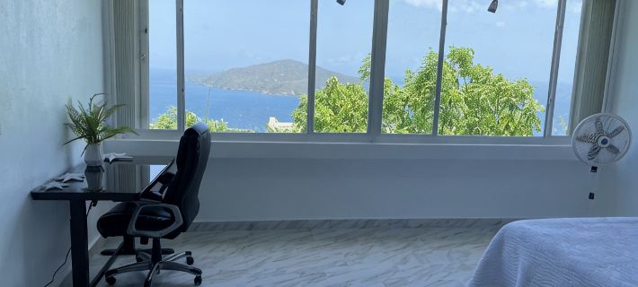 St Thomas Ocean View hide away! Hotels in Northside