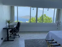 St Thomas Ocean View hide away!
