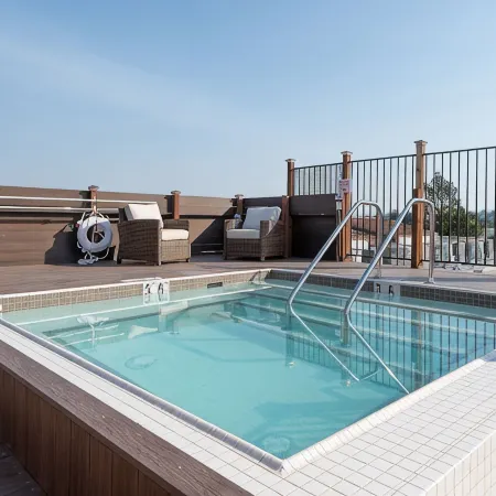 Broadway Plaza and Hot Tub in Walnut Creek