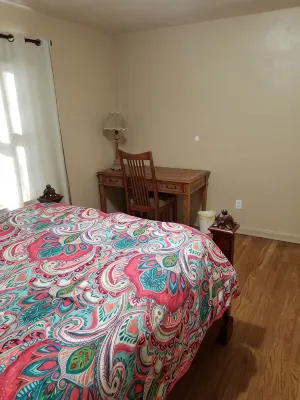 Charming house in quiet SW Reno neighborhood - บังกะโล