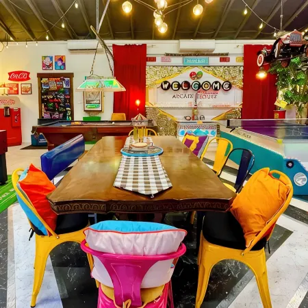 Massive Game Room, Hot Tub, Firepit, Grill, Games