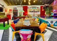 Massive Game Room, Hot Tub, Firepit, Grill, Games - 4-stjärniga
