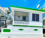 Casa Emerald, by the beach.