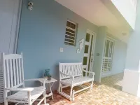 Seahorse Suite – Stunning Caribbean Views , Covered Terrace & Family Friendly! Hotel di Culebra