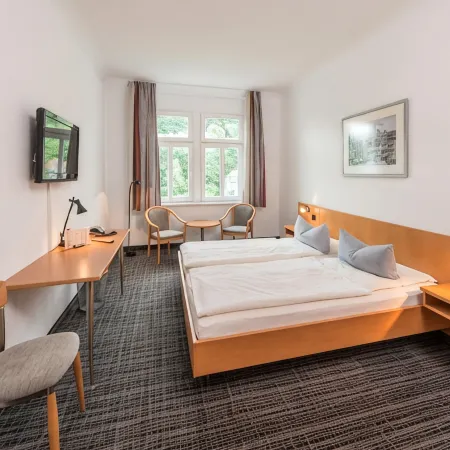 City Hotel