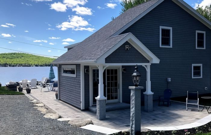Spacious Beachfront Paradise- up to 12 Guests!