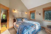 Mobley Myrtle Brook, secluded private retreat near beach. Pet friendly! - 3-Star