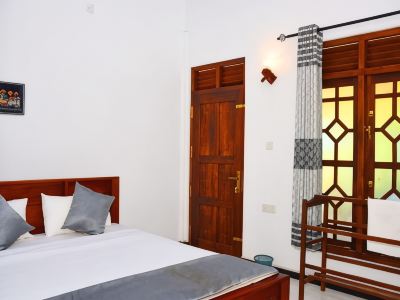 Sasanda Villa and Yala Safari Place