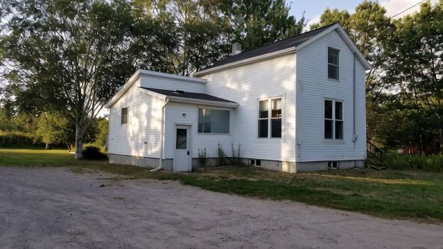 3Blks to Lssu ~ 1mi to Downtown & Soo Locks ~ Pet Friendly!