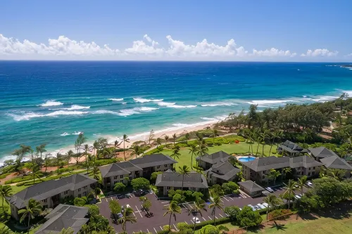Direct Ocean Front, Renovated1 Bdrm Condo with Sweeping Views of the East Shore - สระว่ายน้ำส่วนตัว