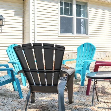 Luxurious, Meticulous, Charming, Beautifully appointed 3bedroom in State College