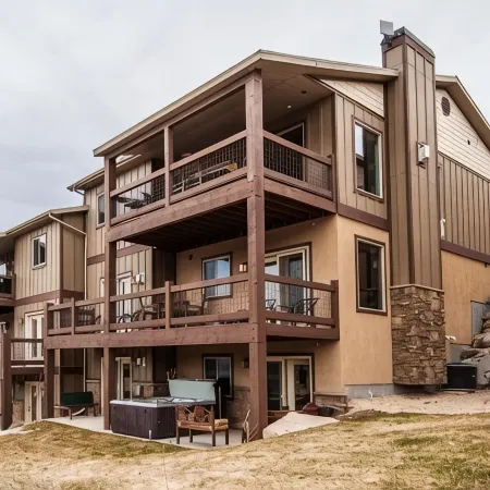 Deer Valley and Mayflower Resort Ski & Lake Home Page