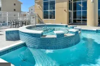 Luxury Gateway Grand #603: Stunning Ocean & Bay Views, Outstanding Amenities ... - ジャグジー