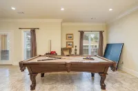 The Palms at Chesswood - Luxury, Pool, & Dock! - 5-Star