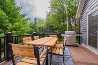 Ursa Major House - Quiet family getaway, minutes from skiing, hiking, biking. - 3-Star