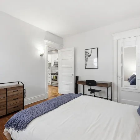 Beautifully Renovated 3 bedroom Elmwood Village Apt
